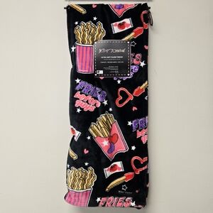Betsey Johnson Fries Before Guys Ultra Soft Plush Throw Blanket Black